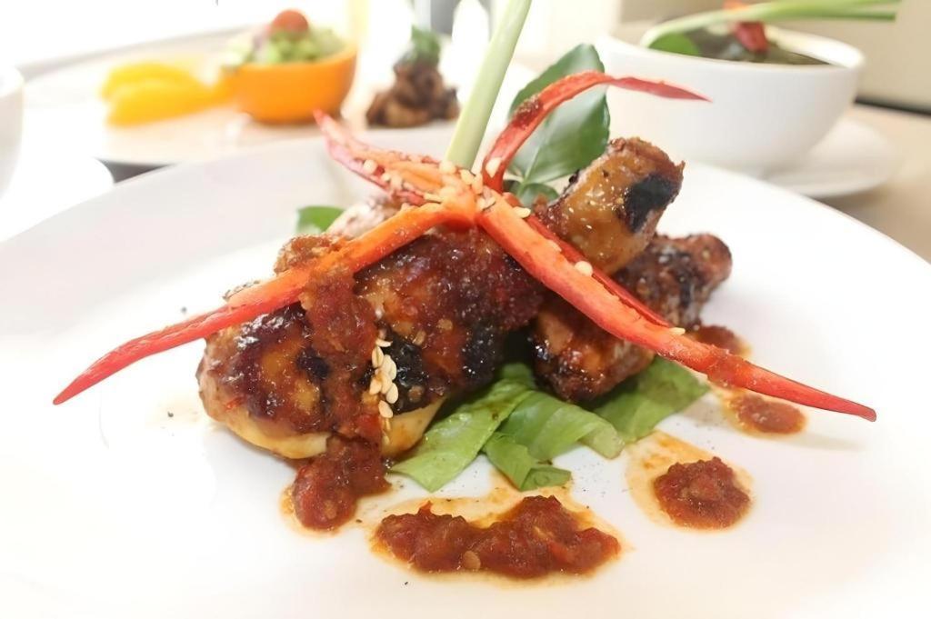 Bella Hotel Surabaya Luaran gambar